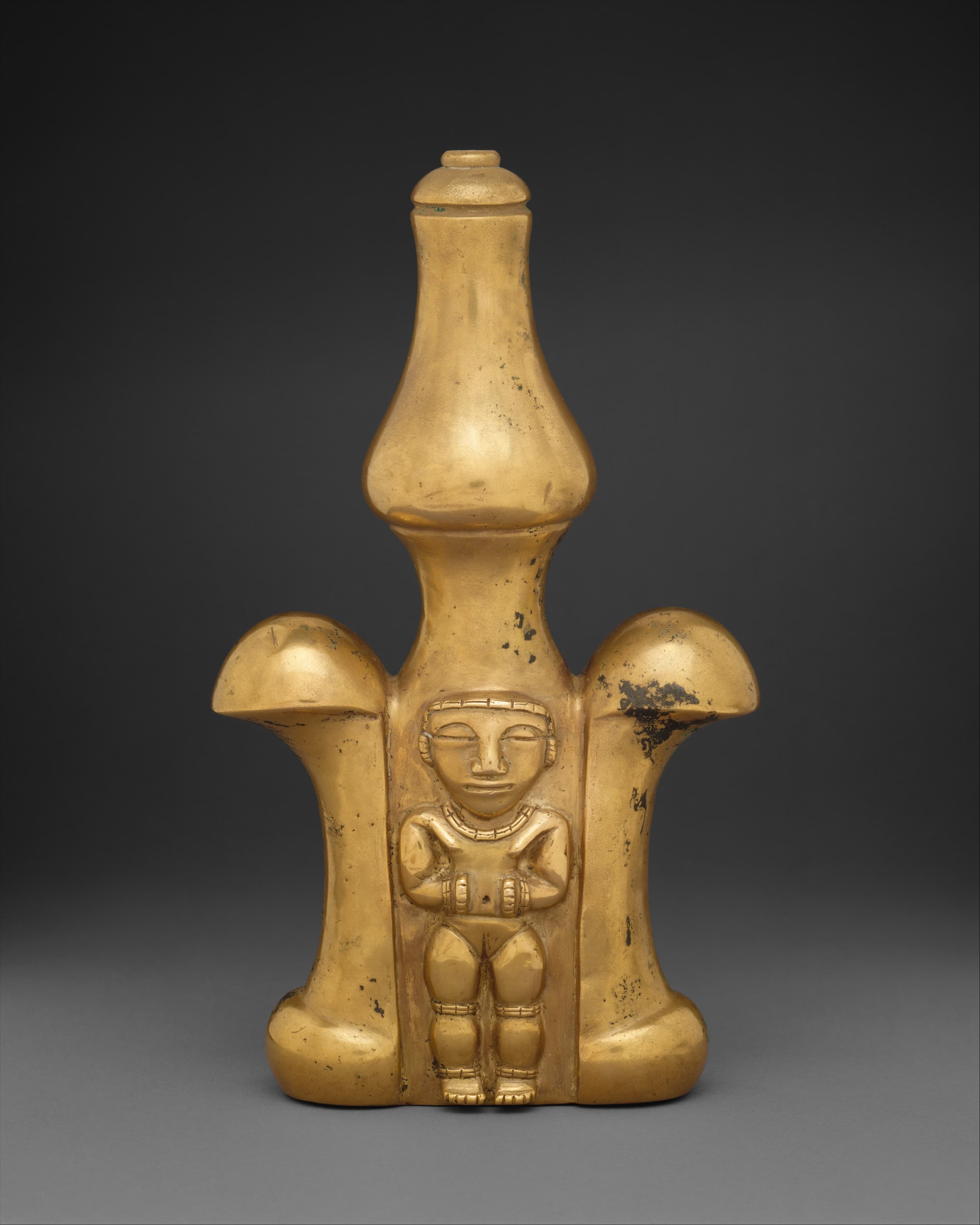 Quimbaya artist(s) — Poporo (lime container) with female figures